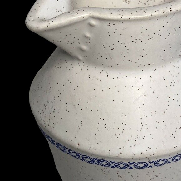 VTG McCoy Nelson Blue Willow USA Grecian beige speckled blue design pitcher - Picture 9 of 11